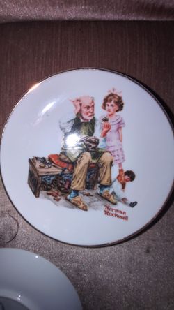 Replicated in 1984. These are Norman Rockwell paintings on plates with 22 karat gold trim