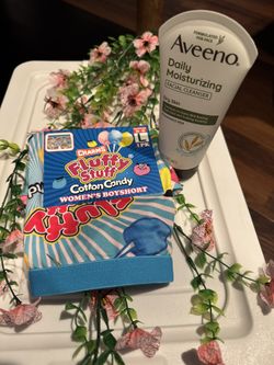 shorts  And Avenonface Cream