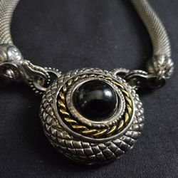 Vtg 16"Choker Necklace Chunky Jewelry Metal Mesh Tube Cabochon& Metal Pendant