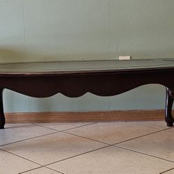 Coffee & End Table Set.
