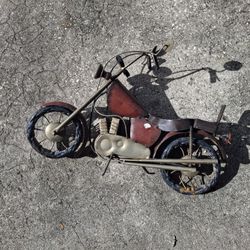 Cool table top metal rustic motorcycle piece