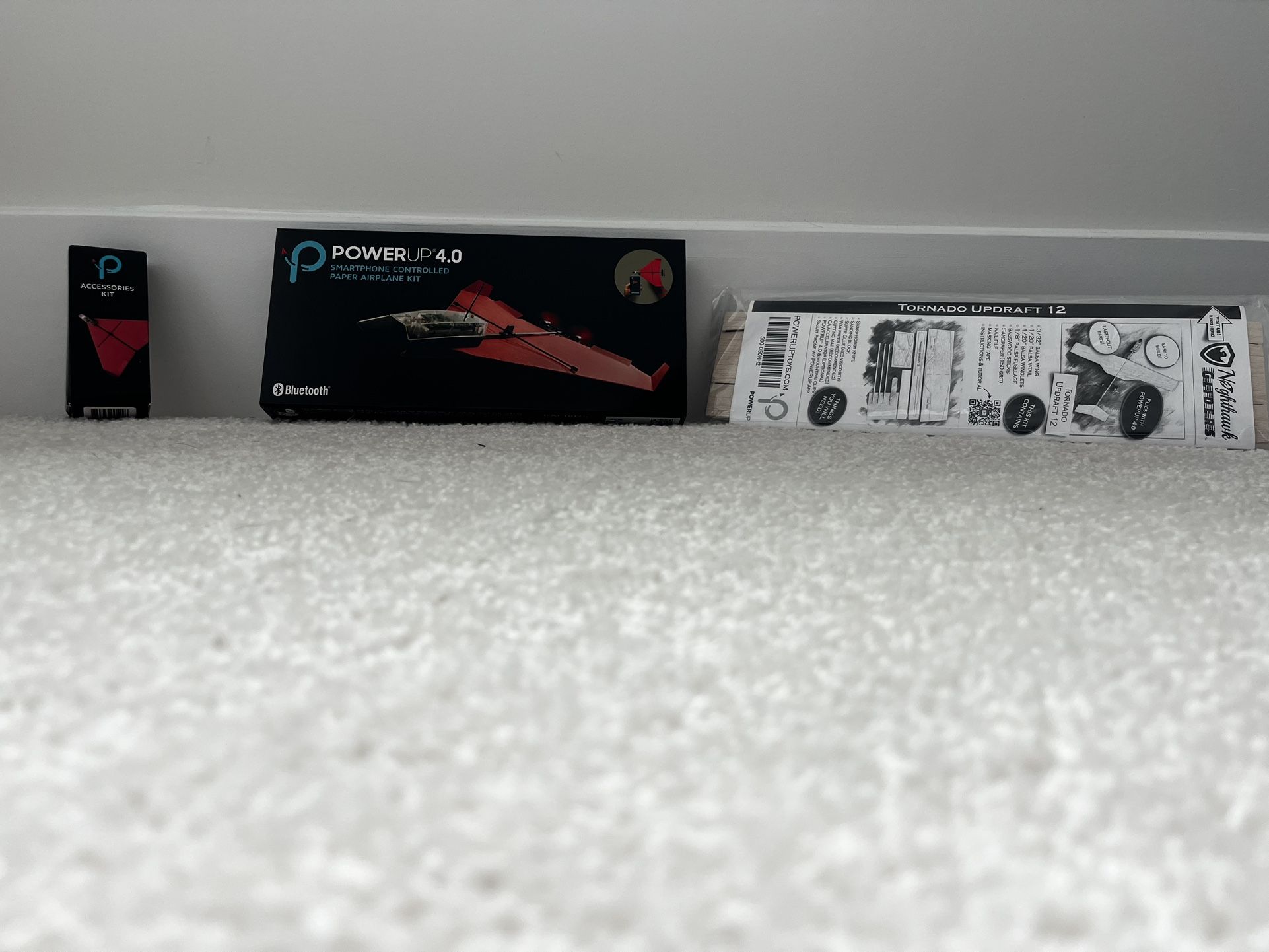 PowerUP 4.0 Bluetooth Paper Airplane