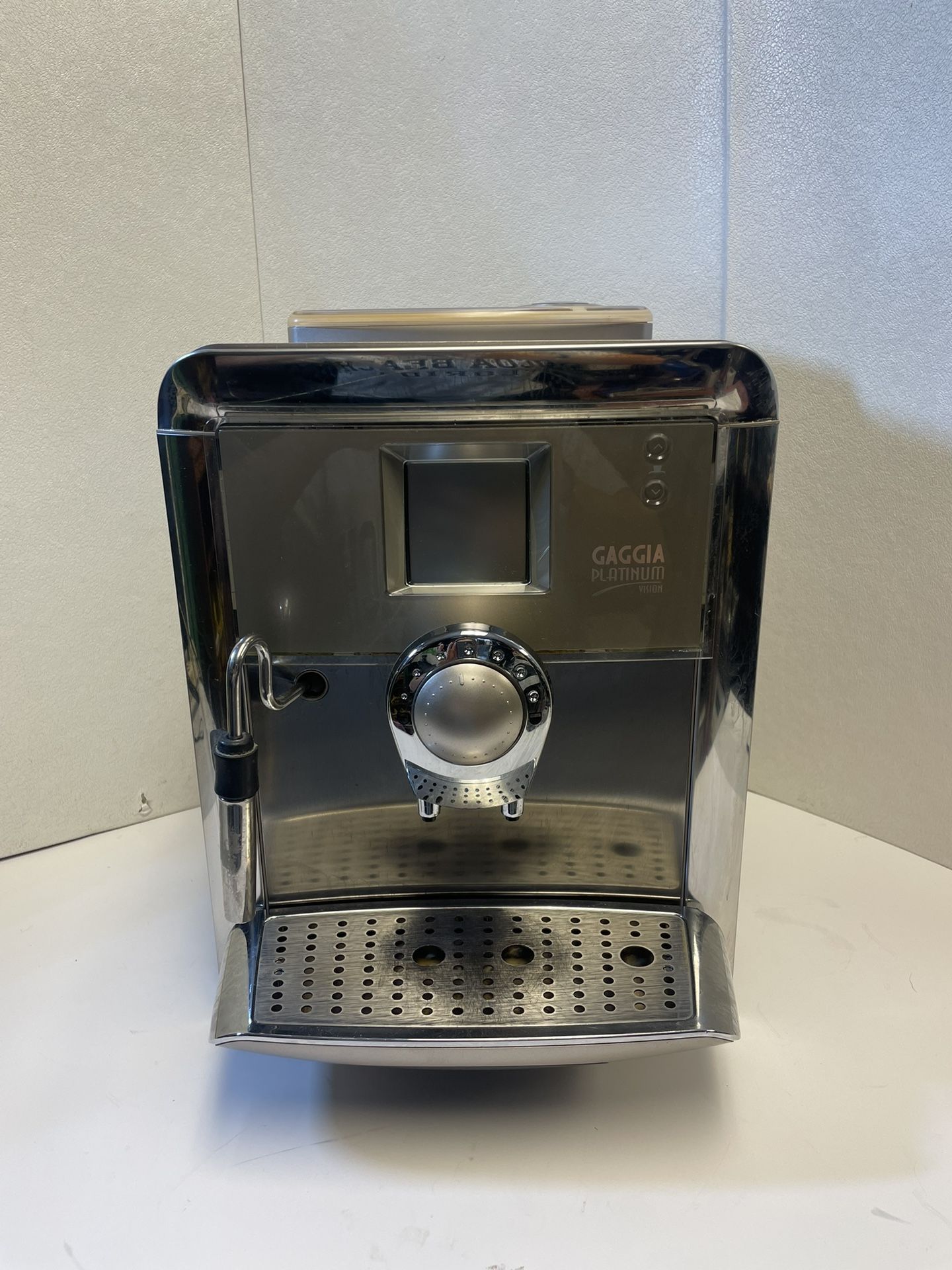Gaggia Platinum Vision Espresso Machine Maker Super Automatic - Tested