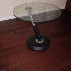 Glass end table cocktail table 40.00