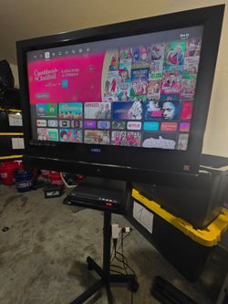 Tv ,soundbar,Firestick, dvd player