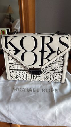 Michael Kors Genuine Purse Mint Condition