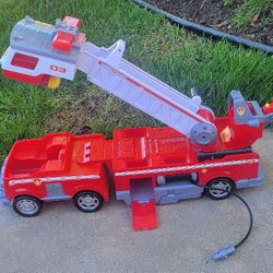 PAW Patrol Ultimate Rescue Fire Truck with Extendable 2 ft. Tall Ladder, for Ages 3 and Up