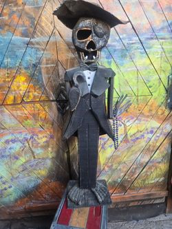 Day of the Dead Skeleton Folk Art Sculpture