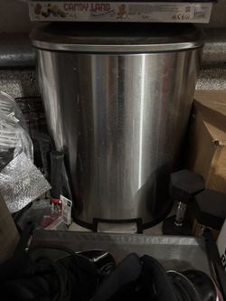 Trash Can