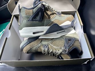 JORDAN 4S