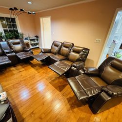 FREE DELIVERY AND INSTALLAT 🚚 Brand New in Box 📦 3 - Piece Reclining Sofa Love and Chair