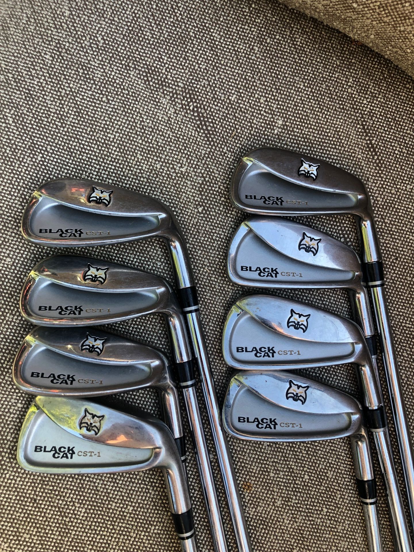 Lynx Black Cat CST-1 RH 8 Pcs Golf Irons Set S-Flex for Sale in