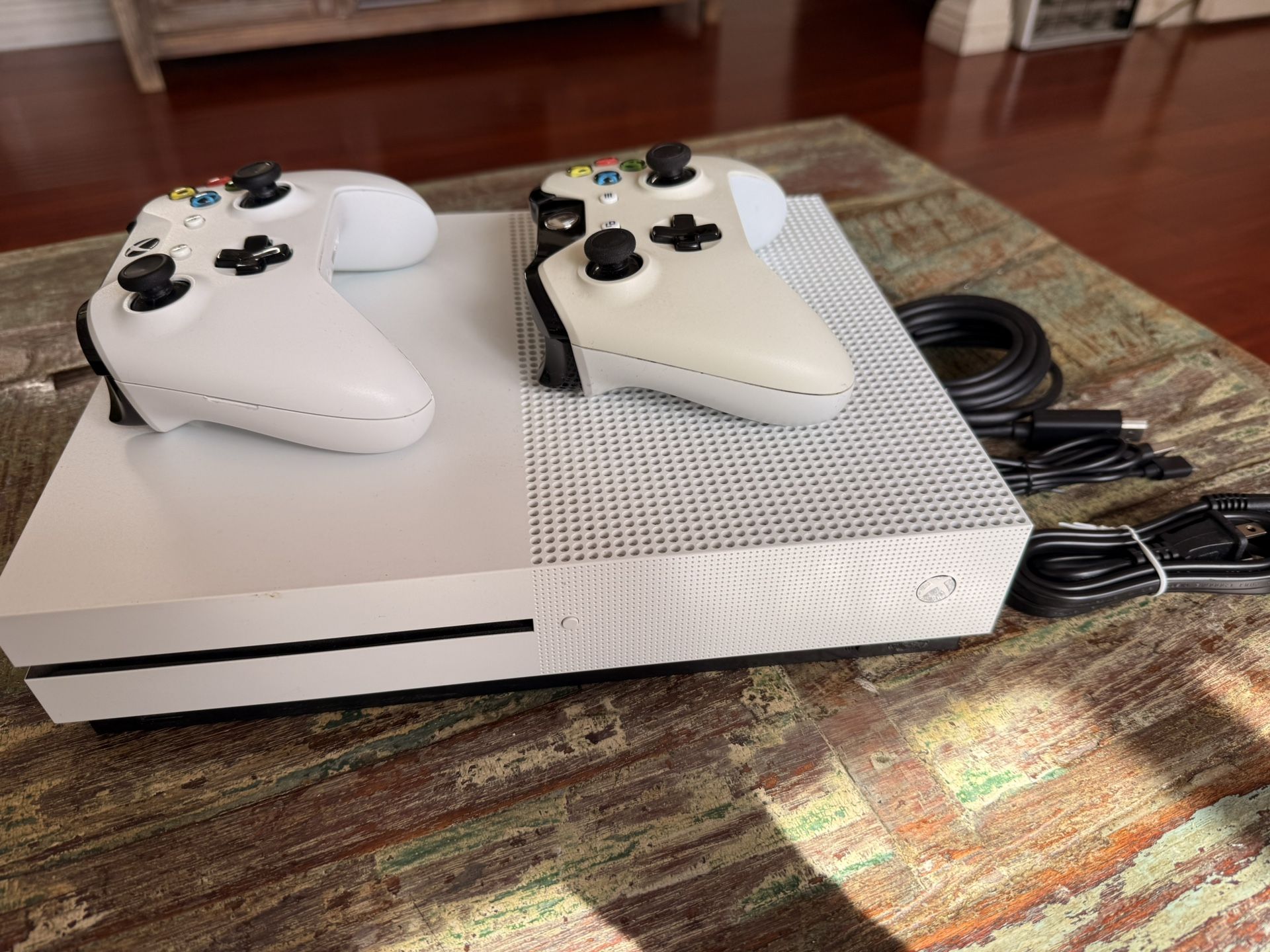 Xbox One S