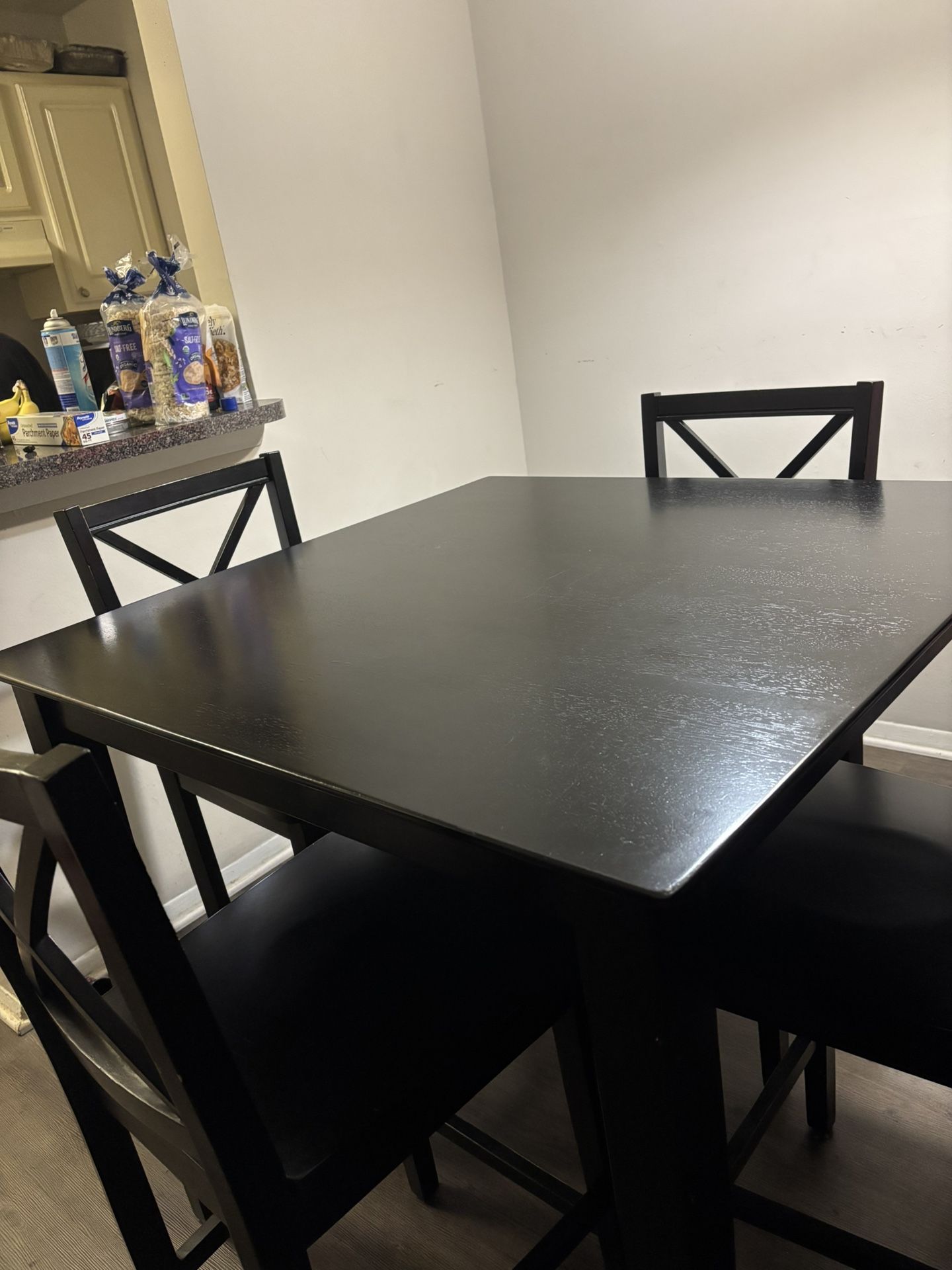 Dining Table & Chairs