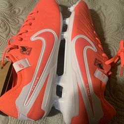 customize soccer cleats 