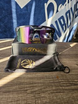 Heatwave sunglasses (Moon Light)clean Cowboys Color