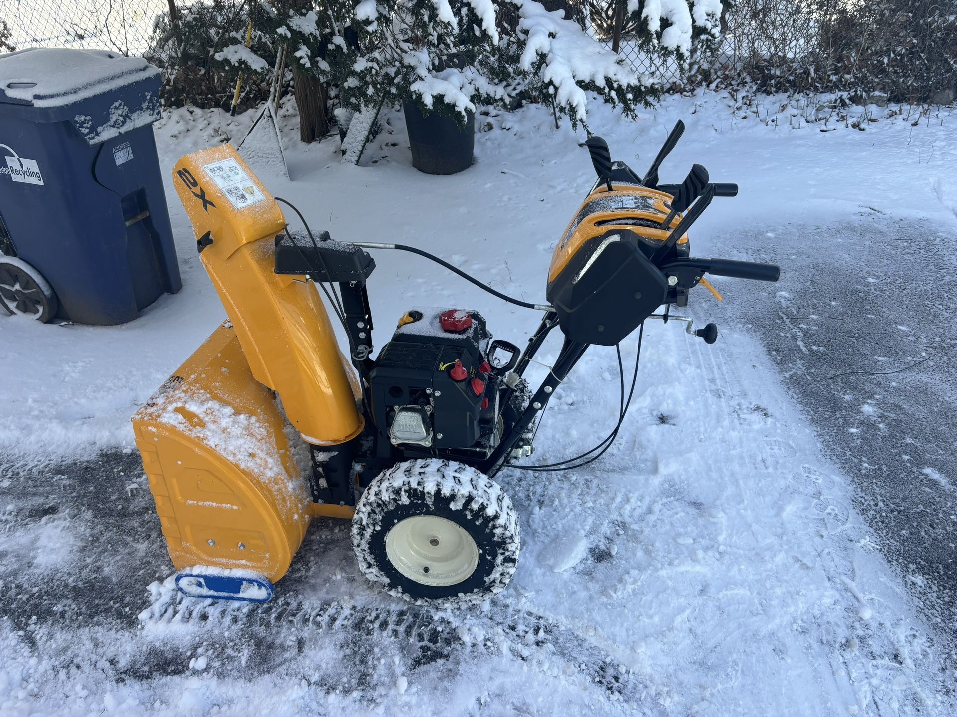 Cub cadet 2x 26 Inch 243 cc