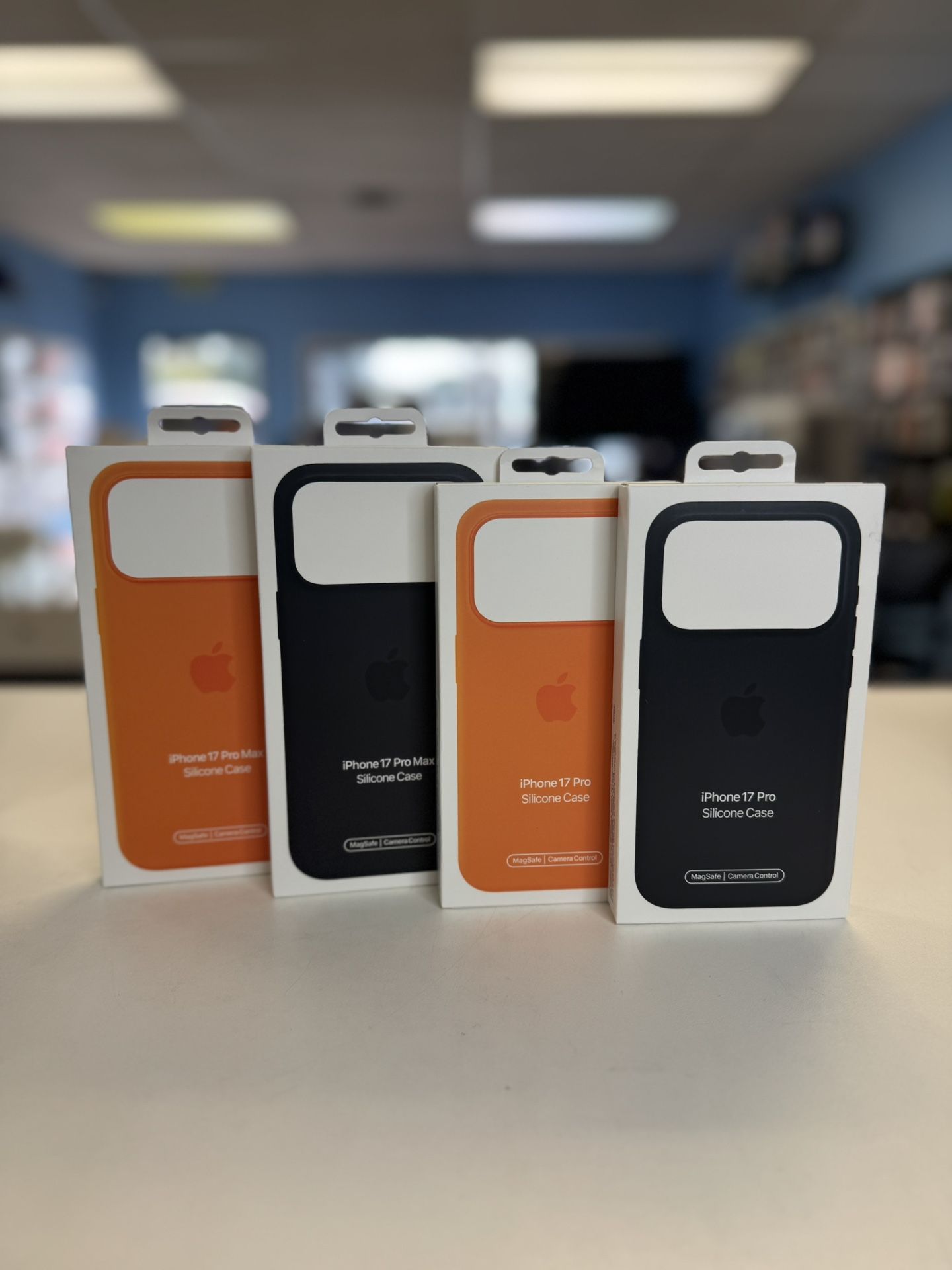 iPhone 17 Pro / Pro Max MagSafe case New