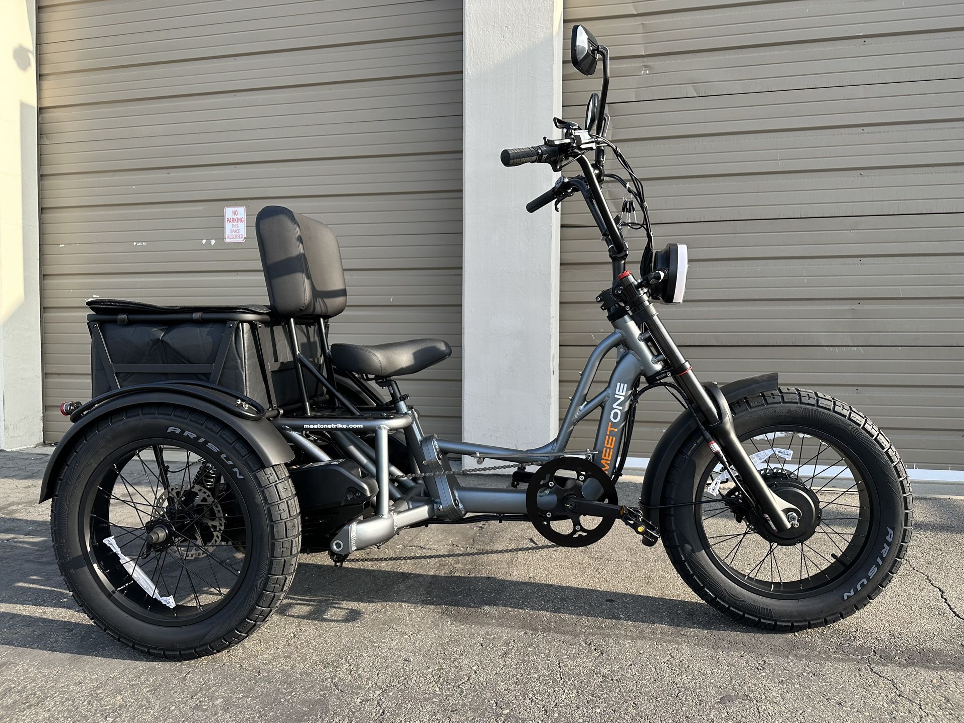 Meetone Tour Lite Electric Trike 750 Watts Dual Suspension Tricycle