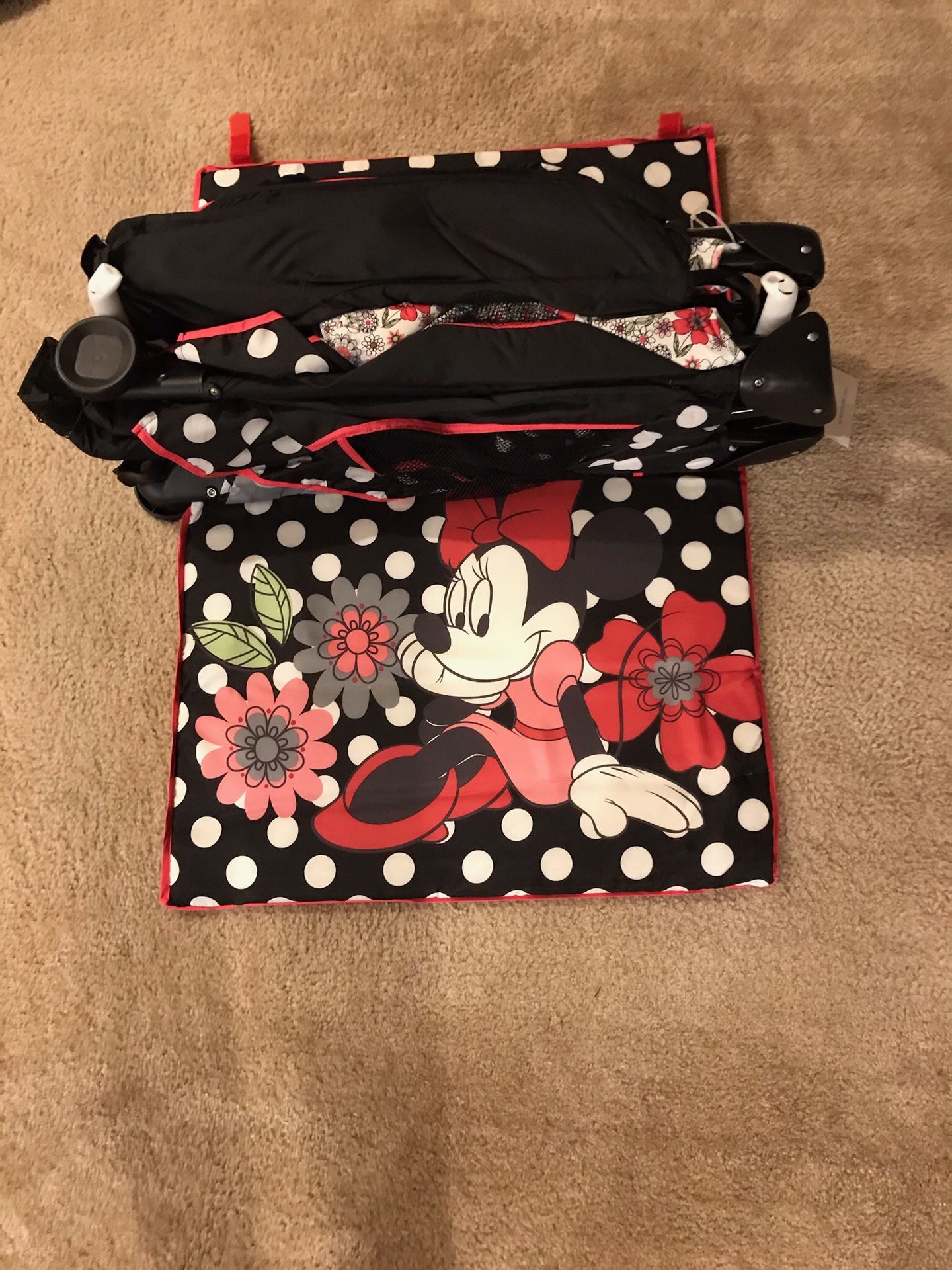 BRAND NEW Playard with bassinet&changing table