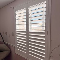 REAL WOOD & LIFETIME WARRANTY, Custom Interior Shutters, Plantation Shutters, Window Treatments, Window Coverings, Persianas de Madera