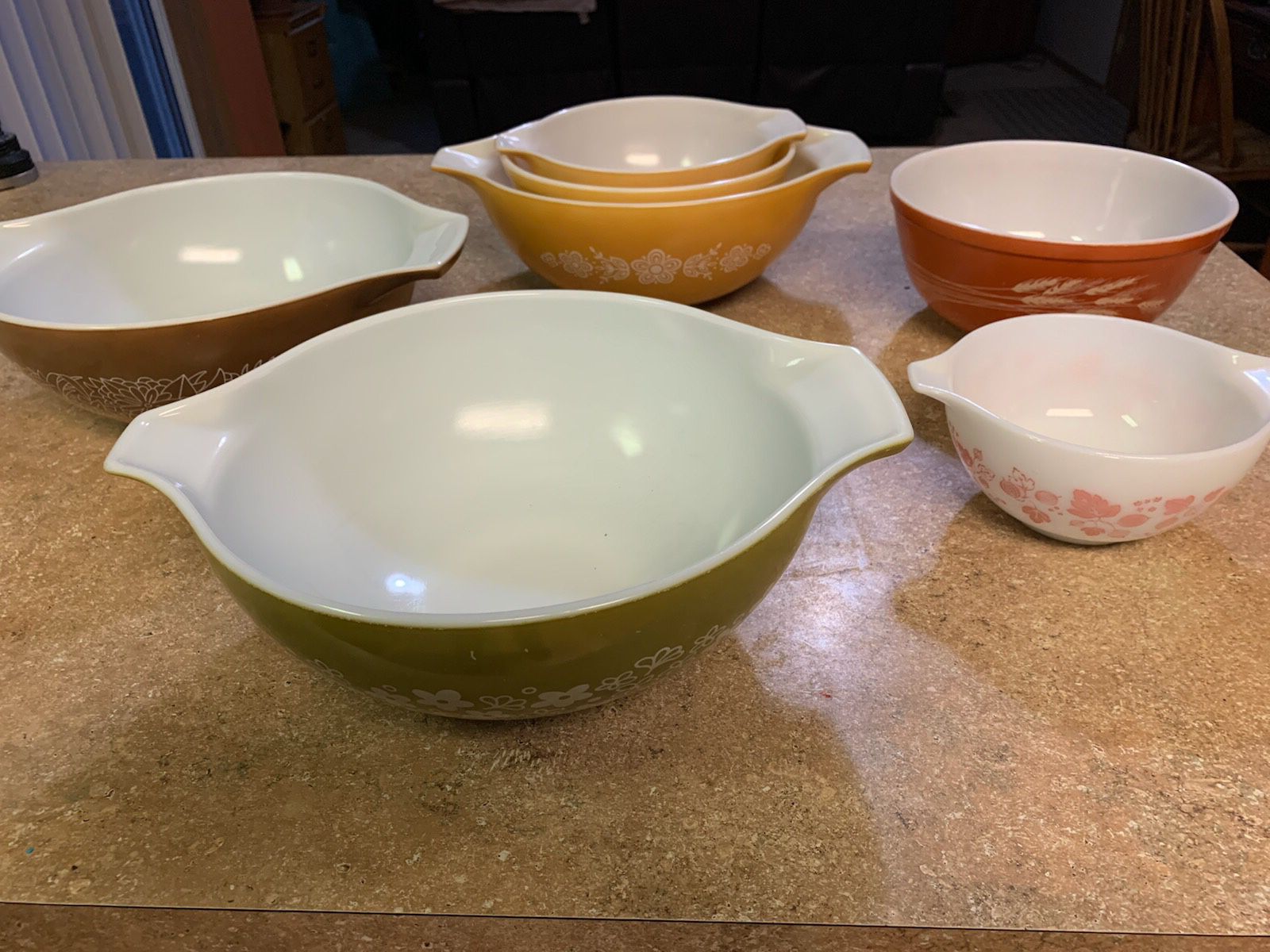 Pyrex vintage bowls