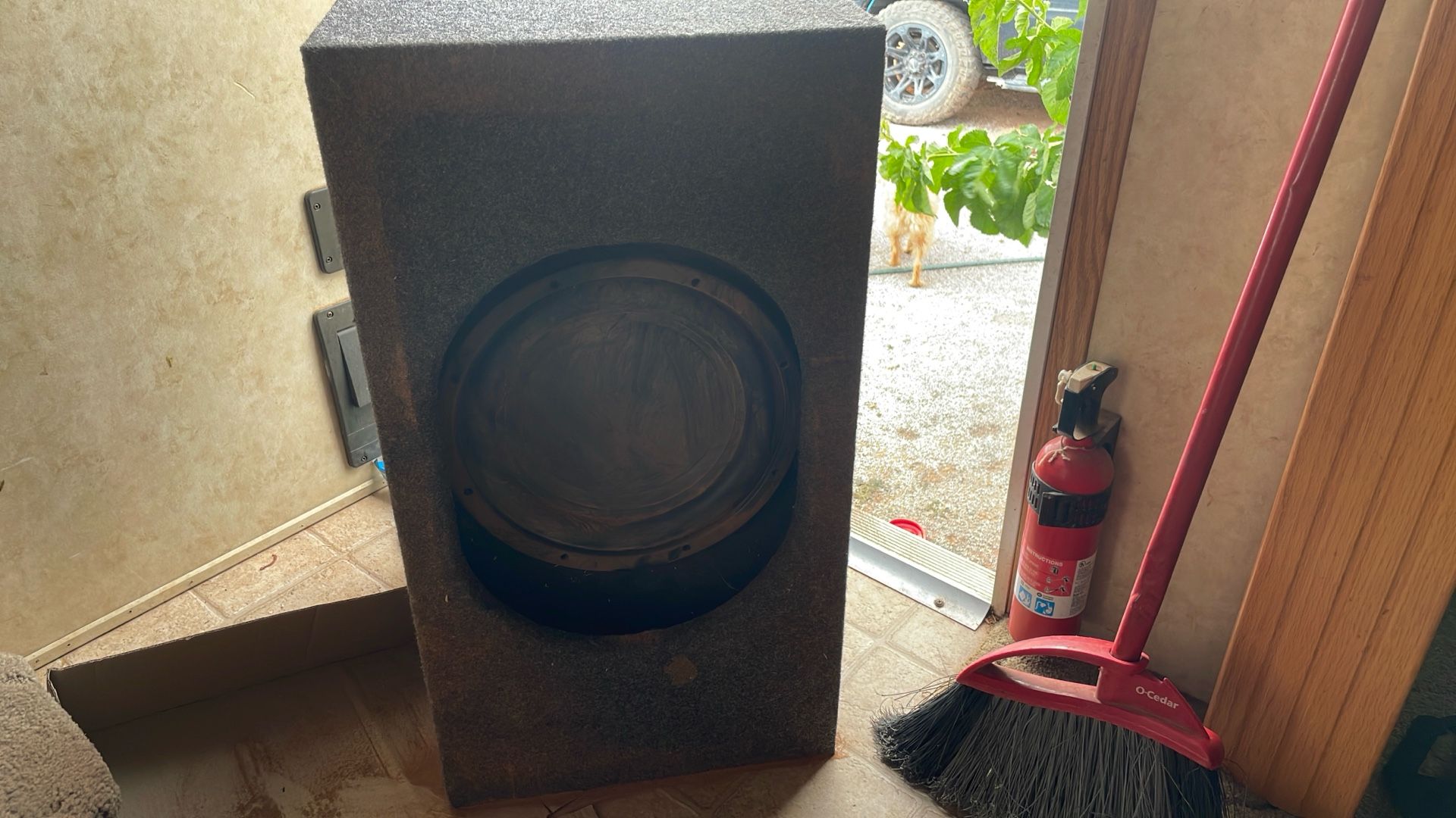 Speaker Box