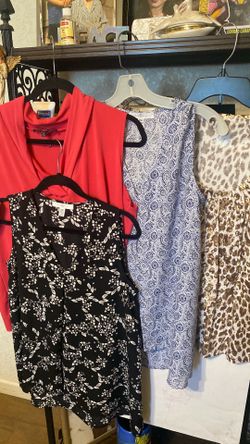 Woman’s Sleeveless  Blouses