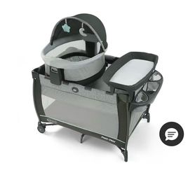 Graco Pack 'n Play with Portable Bassinet and Changing Station