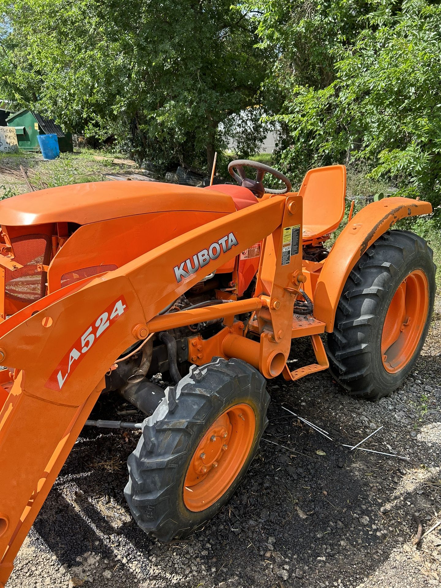 2014 Kubota LA524 Tractor For sale