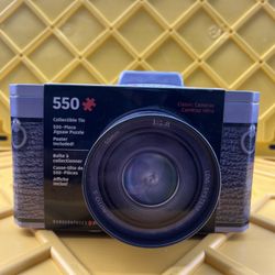 Puzzle Jigsaw Classic Cameras 550 Piece New Sealed Poster Included Eurographics  1-2