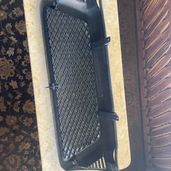 2005-2011 Tacoma Grill