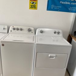 Whirlpool Washer And Dryer Set 
