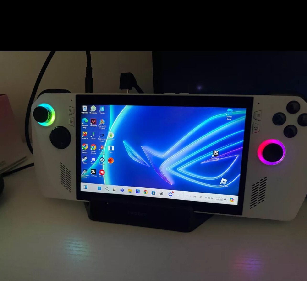 ASUS ROG Ally 7in (512GB 1TB SSD)White Gaming Handheld Console
