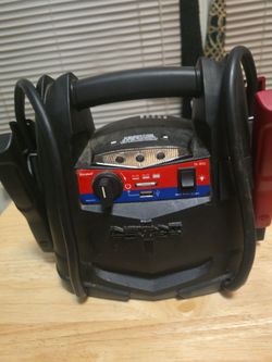 Duralast vehicle jump starter.