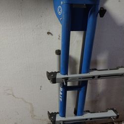 
Kobalt Steel Adjustable Rolling Miter Saw Stand