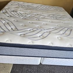 Serta Perfectsleeper King Mattress And Box Spring 🌙 