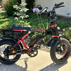 Like New! Ariel Rider Grizzly V3 - Dual Motor Monster