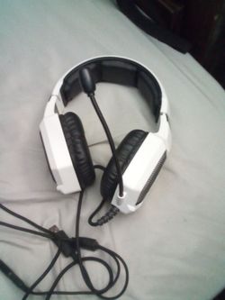 Gaming headset