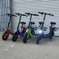 Electric Scooter Foldable 350W Motor 16 MPH 20 Mile Range