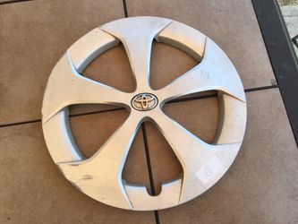 Toyota Prius 2012-2015 hubcaps