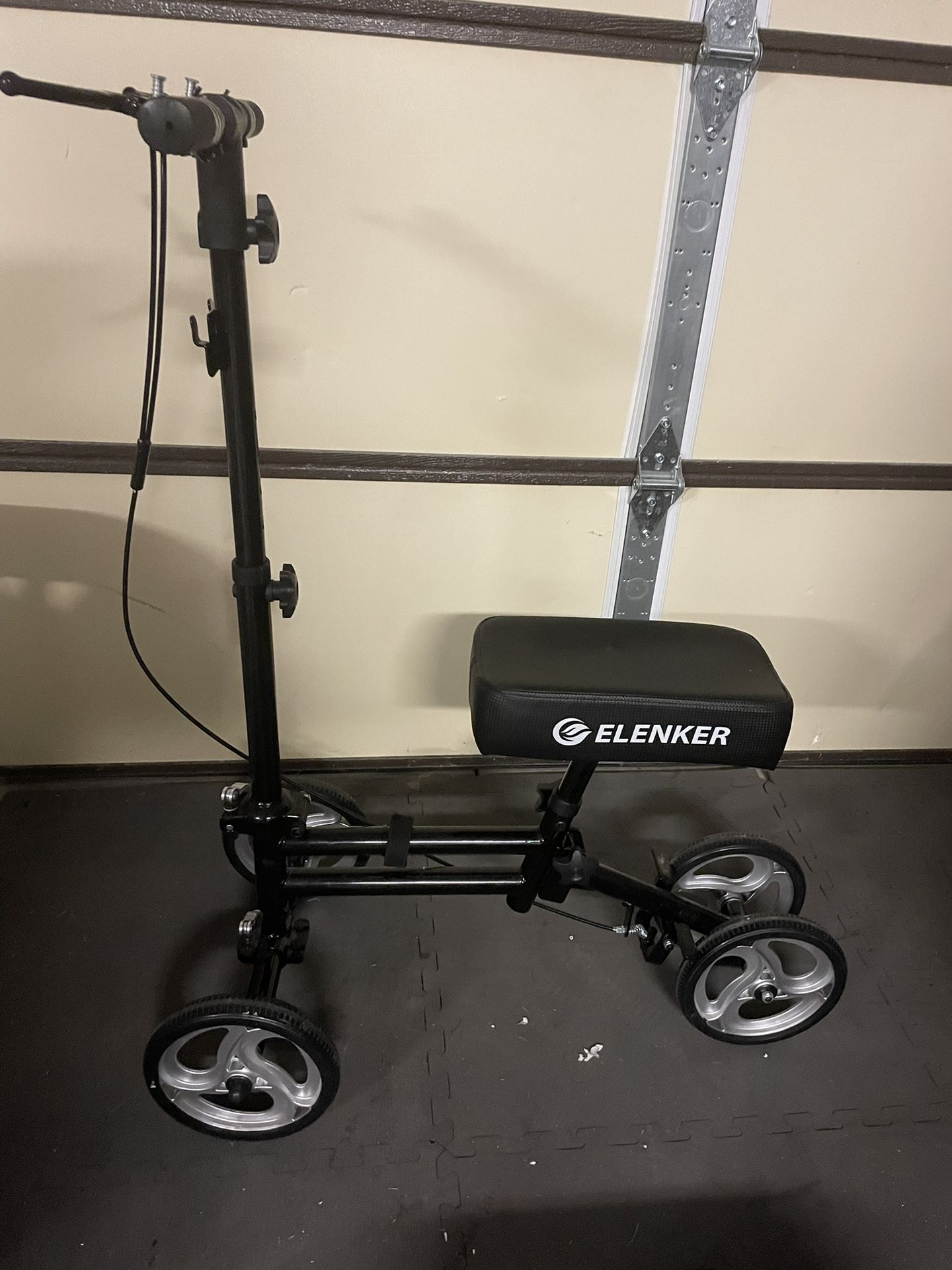 Knee Scooter