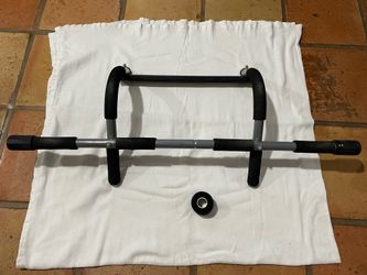Training Pull Up Bar for Doorway  Steel Max Limit 440 lbs Upper Body Fitness Workout Bar