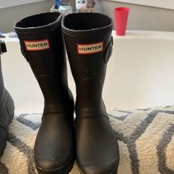 Woman’s hunter boots