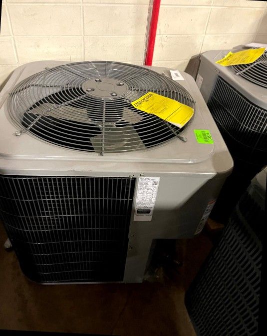 condenser hvac 2 5 TON for Sale in Orland Park, IL OfferUp