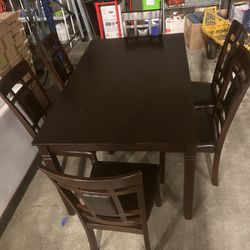 Gorgeous Kitchen Table Set With 6 Chairs 