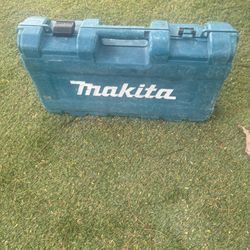 Makita  No Battery 