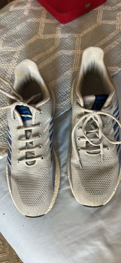 Shoes for men size 10