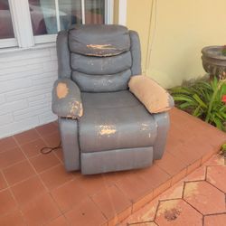 FREE SOFA CHAIR