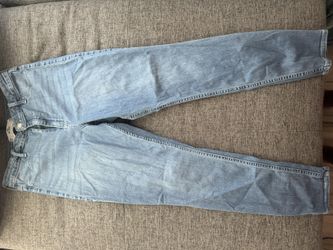 Hollister Woman’s Curvy Jean Leggings (sz W31/L28)